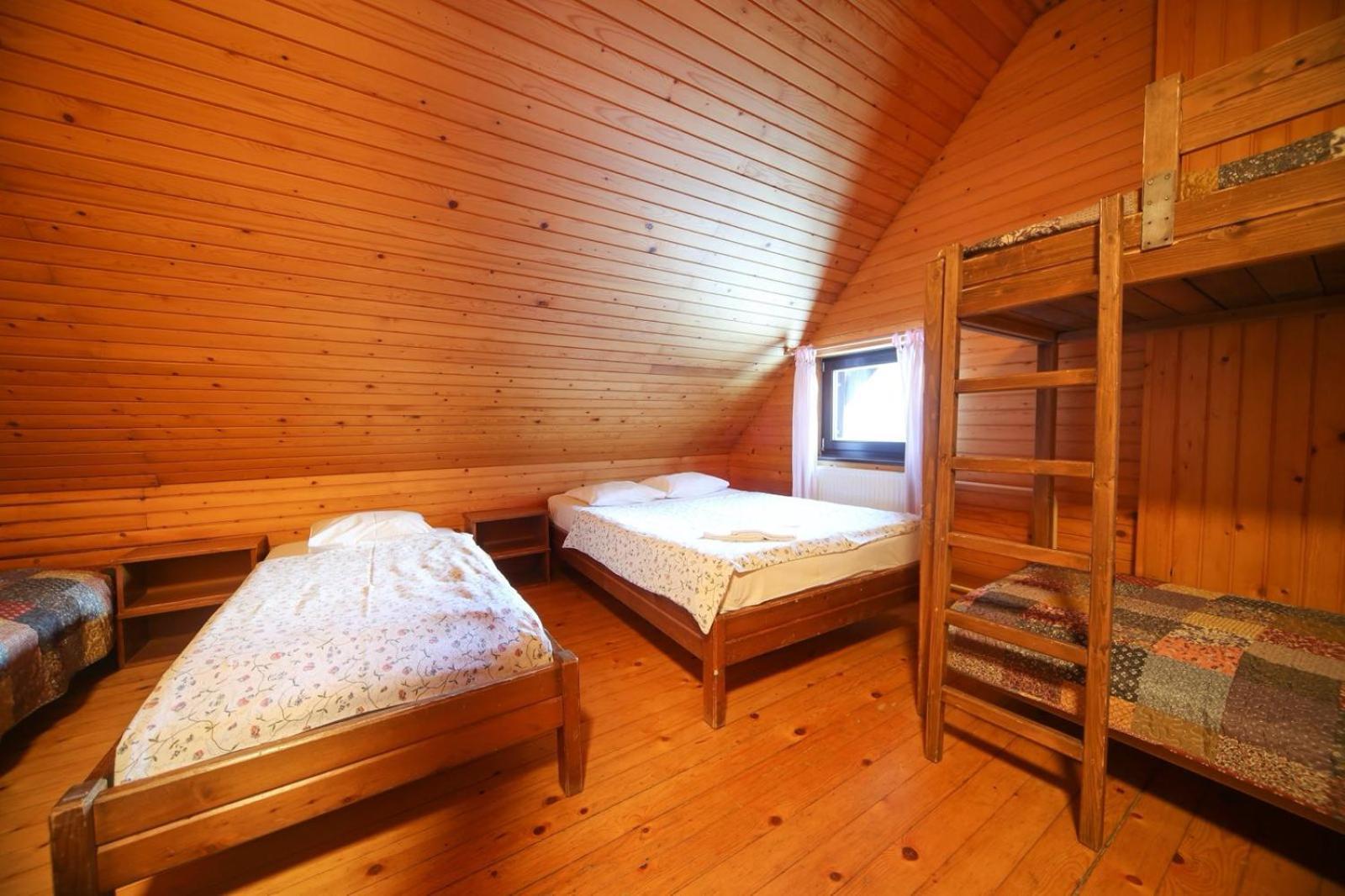 Planinska Koca Na Gozdu Hotel Kranjska Gora Exterior photo