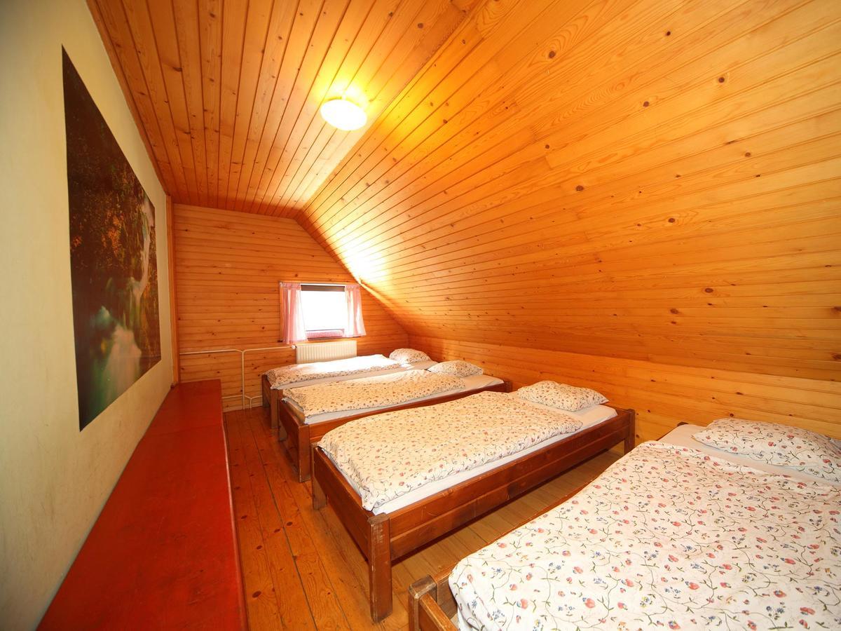 Planinska Koca Na Gozdu Hotel Kranjska Gora Exterior photo