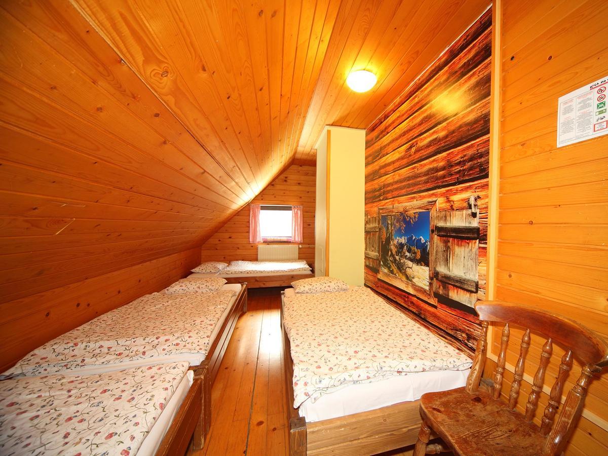 Planinska Koca Na Gozdu Hotel Kranjska Gora Exterior photo