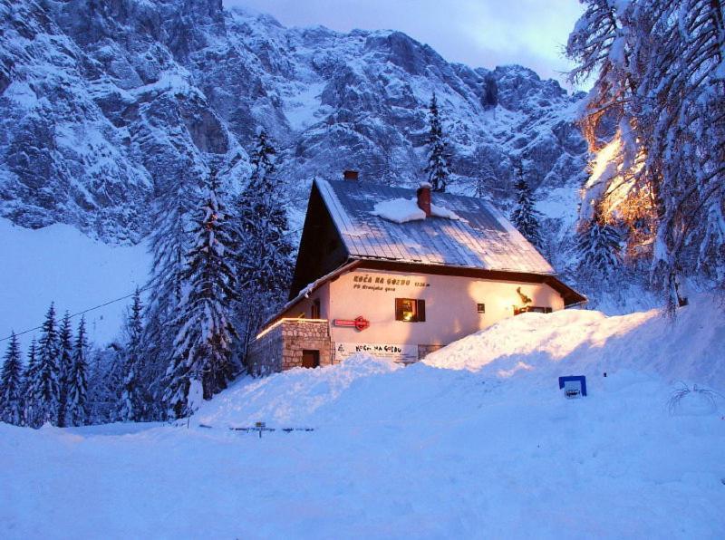 Planinska Koca Na Gozdu Hotel Kranjska Gora Exterior photo